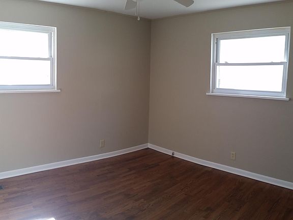 5th image of 376 NE Hiawassee Ave