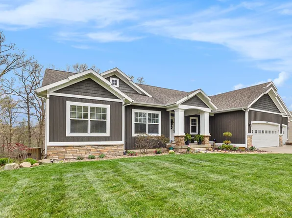 9266 Trafalgar Dr SE, Alto, MI 49302