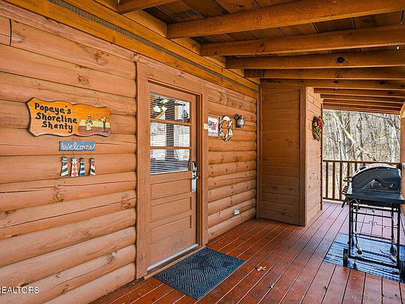 4th image of 1645 S Mountain View Rd