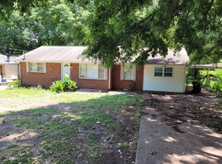 959 Conley Rd, Forest Park, GA 30297