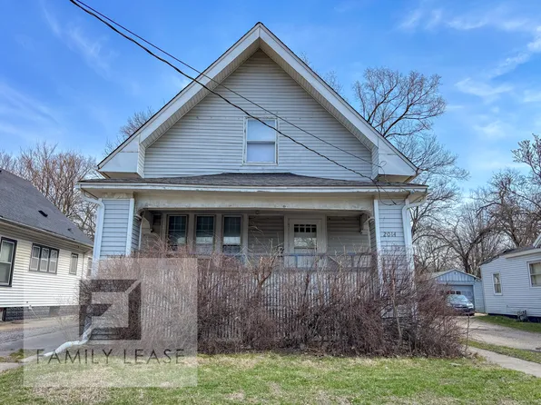 2014 N North St, Peoria, IL 61604