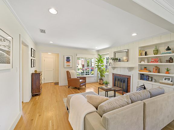 4th image of 4716 Vincent Ave