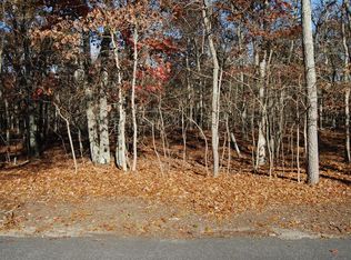 72 Cedar Dr, East Hampton, NY 11937