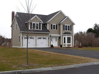 10 Canterberry Ln, Norfolk, MA, 02056