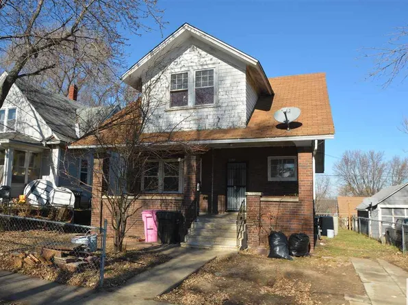 1621 W Palmer Ave, Sioux City, IA 51103