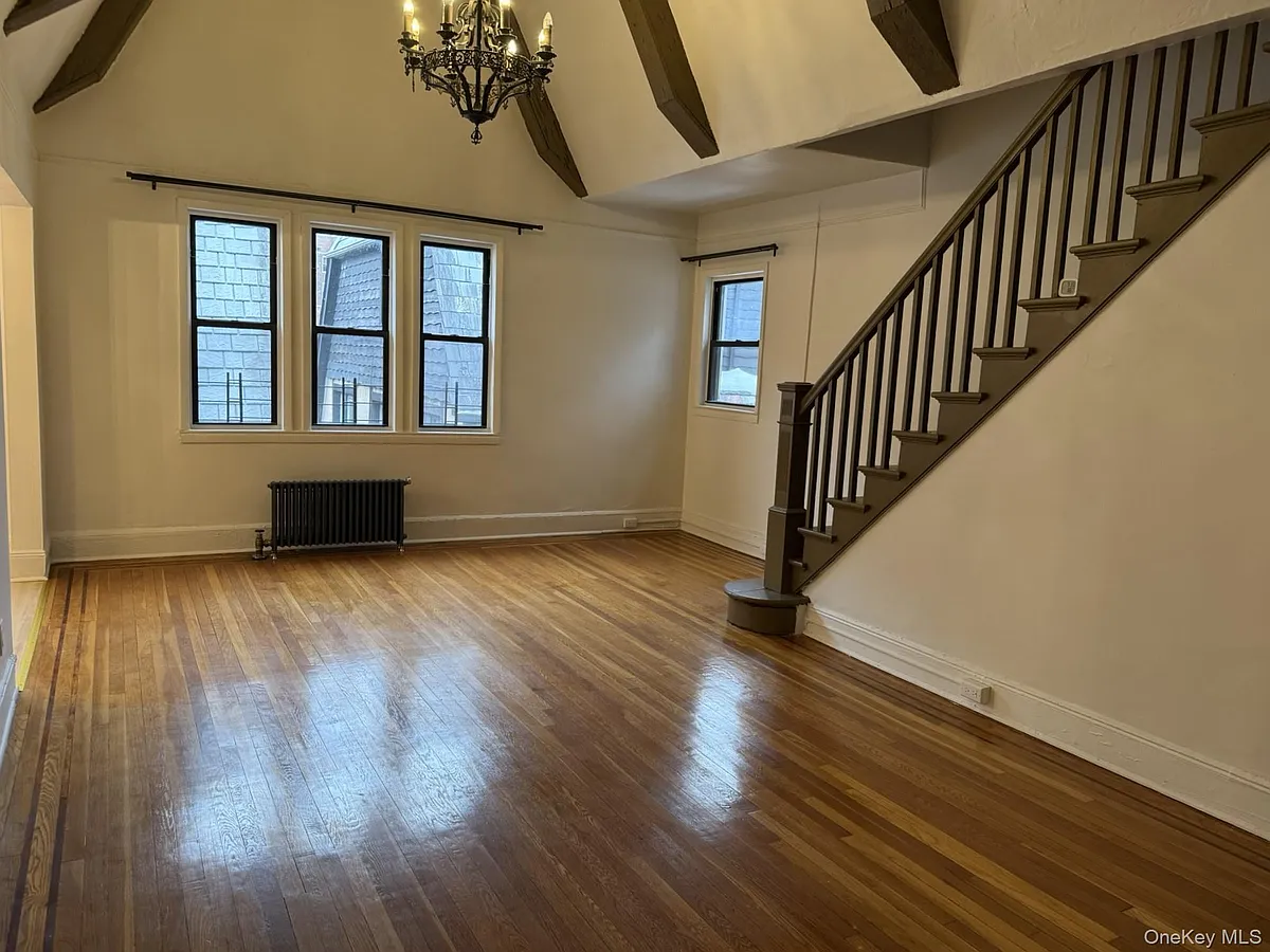 Building Photo - 35-25 190th St #2