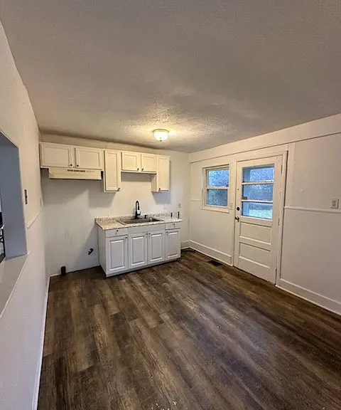 4391 Redonda Ln — Photo 4