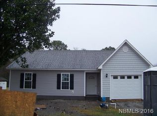 120 Brooks Ave, Newport, NC 28532