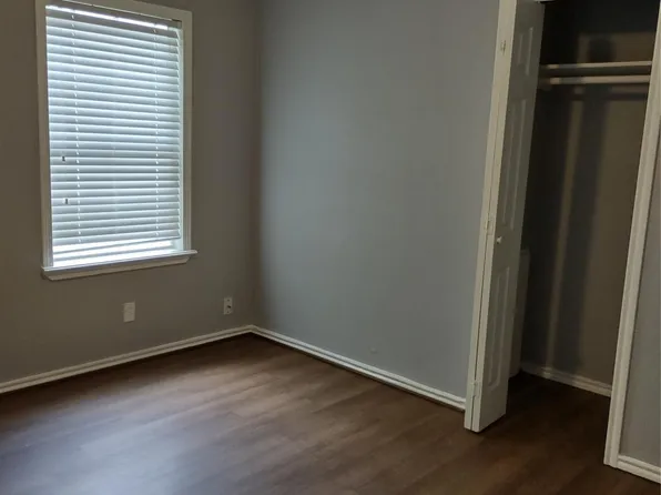 6027 Belneath St, Houston, TX 77033