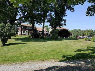 9 Castle Hill Rd, Stockbridge, MA 01262