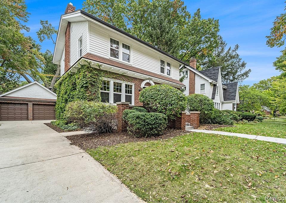 13 Maywood Ave, Pleasant Ridge, MI 48069 Zillow