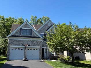 40 Greylynne Dr, Princeton, NJ 08540