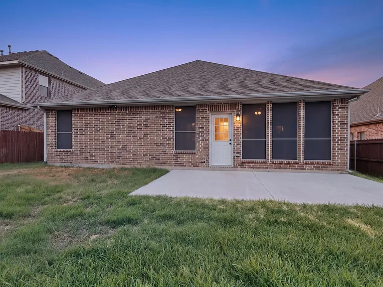 3312 Glen Crest Ln — Photo 44