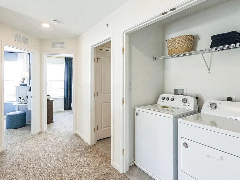 1090 Meadowlark Dr — Photo 21