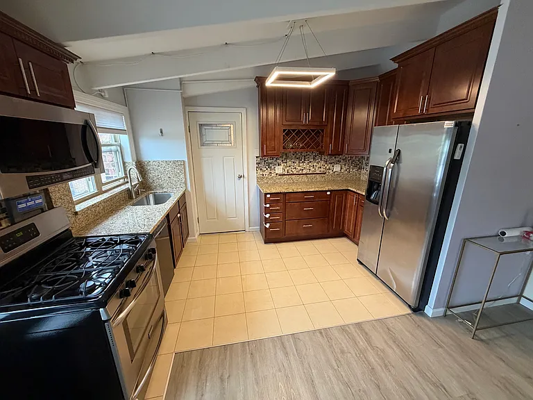 2148 W Rosemont Ave #4A — Photo 7