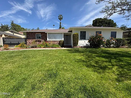 337 Knight Way Photo 1