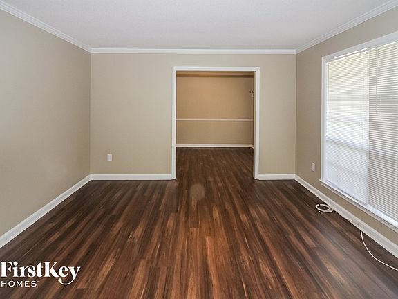 3rd image of 5086 Twin Woods Ave