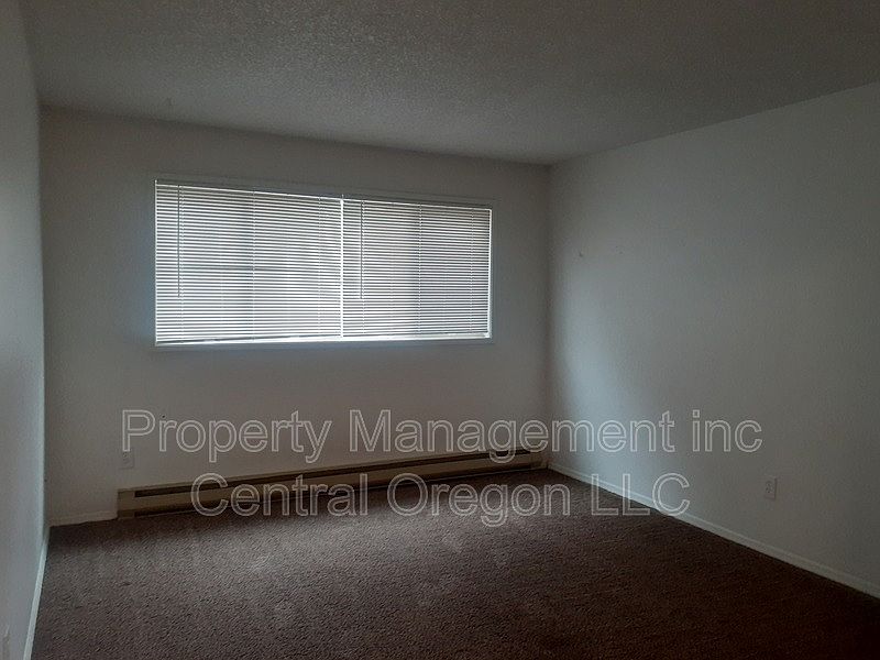 1000 NE 3rd St Apartment Rentals Prineville, OR Zillow