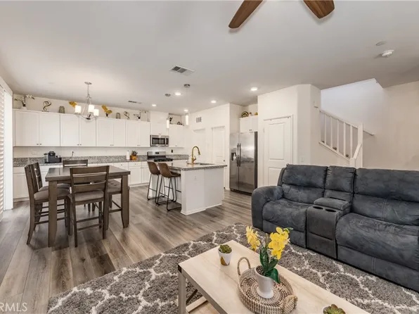 2110 Lavender Ln, Colton, CA 92324