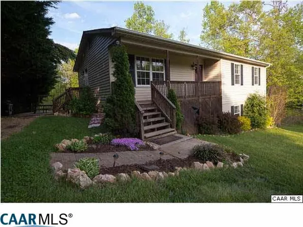 367 Wood Dr, Ruckersville, VA 22968