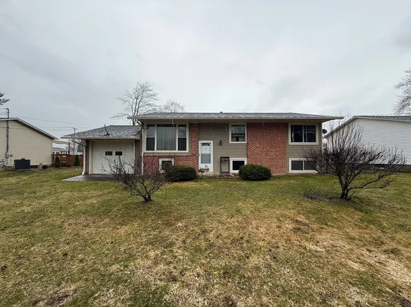 815 Water St, Conneaut Lake, PA 16316