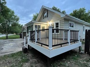 5624 42nd Ave N, Robbinsdale, MN 55422