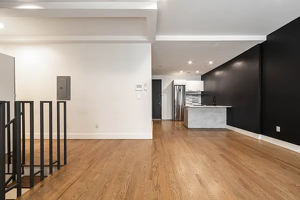 Rented by Maplewood Management | media 5