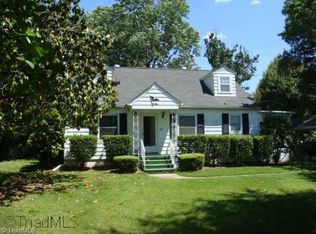 305 S Williamson Ave, Elon, NC 27244