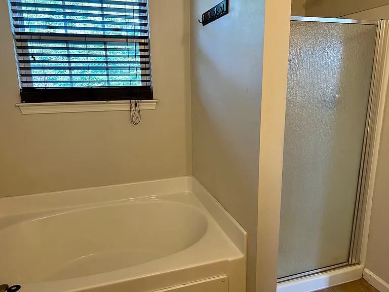 4512 Ledge Ct — Photo 12