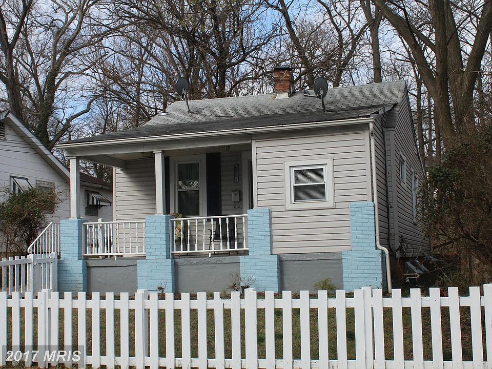 1st image of 6008 38th Pl