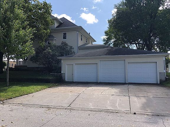 ATTACHED oversized garage