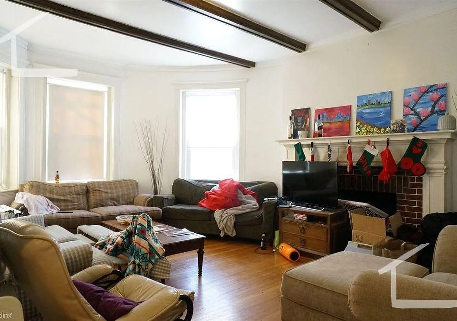 Spacious Brookline Apt near BU; perfect for students! Granite Countertops, 2 Decks — Photo 1