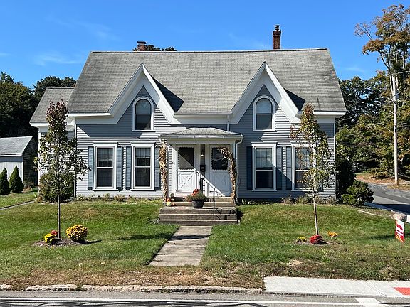 Desirable north facing (right side) unit in a side by side two-family.
