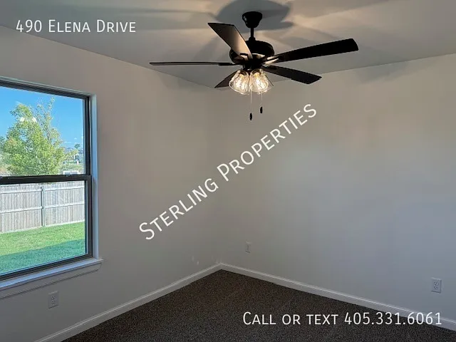 490 Elena Dr — Photo 19