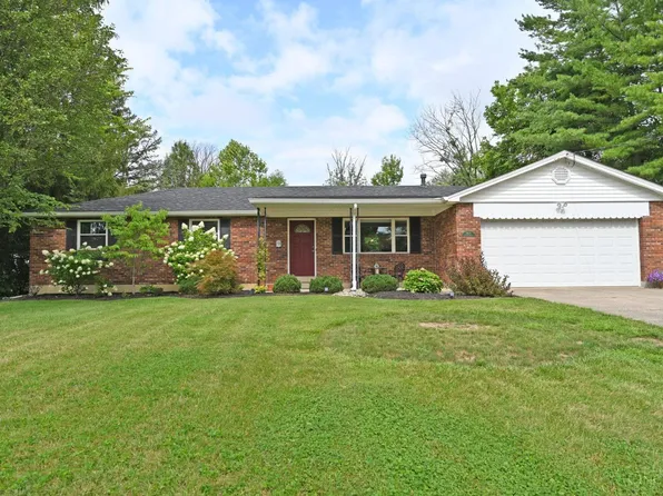9625 Placid Dr, West Chester, OH 45241