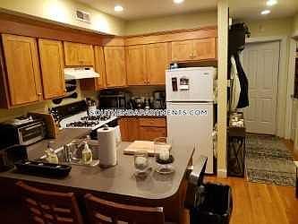 2nd image of 4 Wellington St #2A