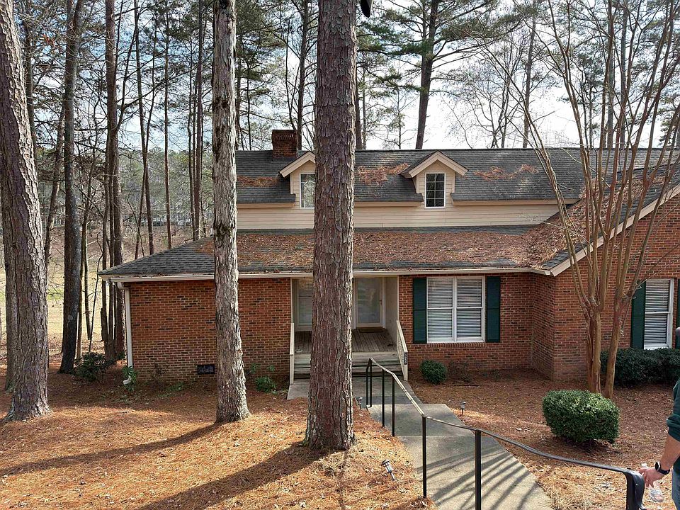1st image of 1030 Cupp Ln