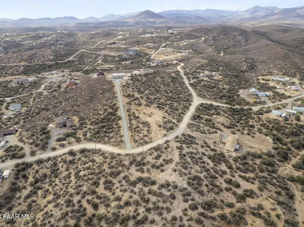 11929 E Yavapai Dr, Dewey, AZ 86327