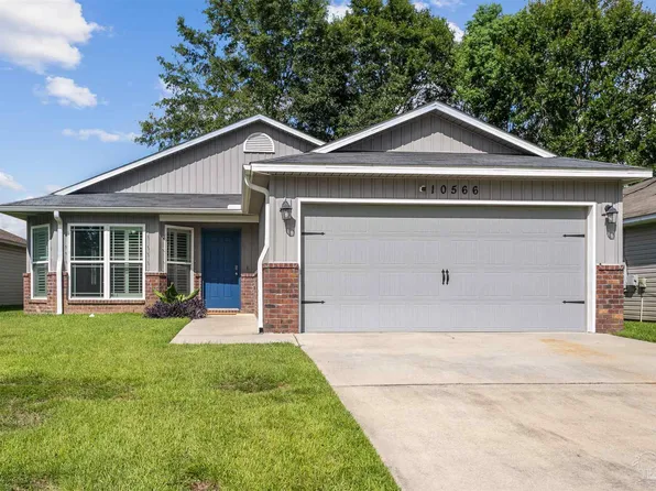 10566 Senegal Dr, Pensacola, FL 32534