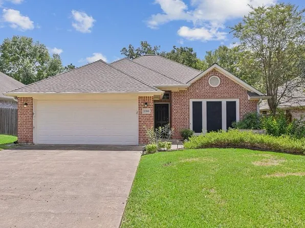 2366 Kendal Green Cir, College Station, TX 77845
