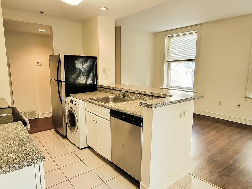 1st image of 200 S 17th St #5A
