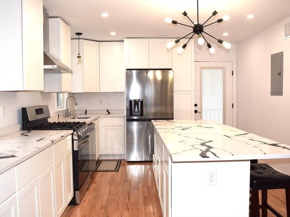 boston-massachusetts-59138336 picture