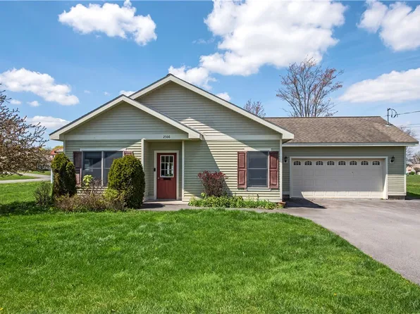2506 Edgewood Rd, Utica, NY 13501