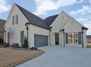 255 Cherokee Cir, Oakland, TN 38060