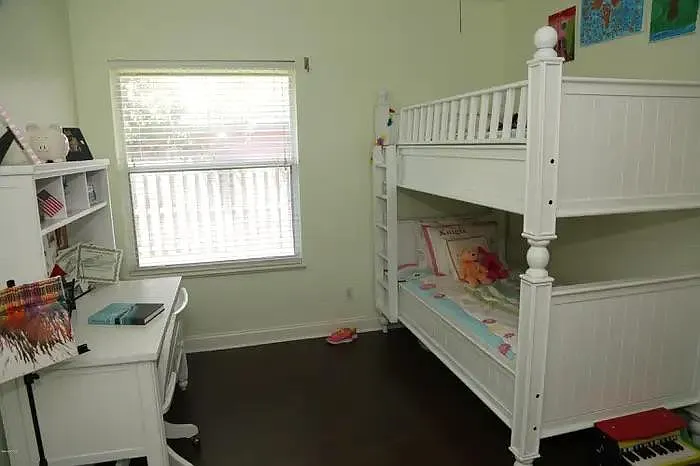 373 Peregrine Dr — Photo 18