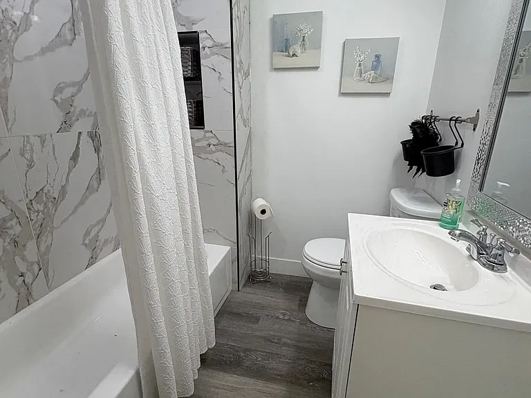 900 N Olson Dr — Photo 7