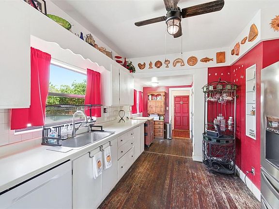 5th image of 4263 5TH AVENUE N