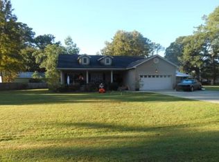 111 Dovewood Dr, Brunswick, GA 31523