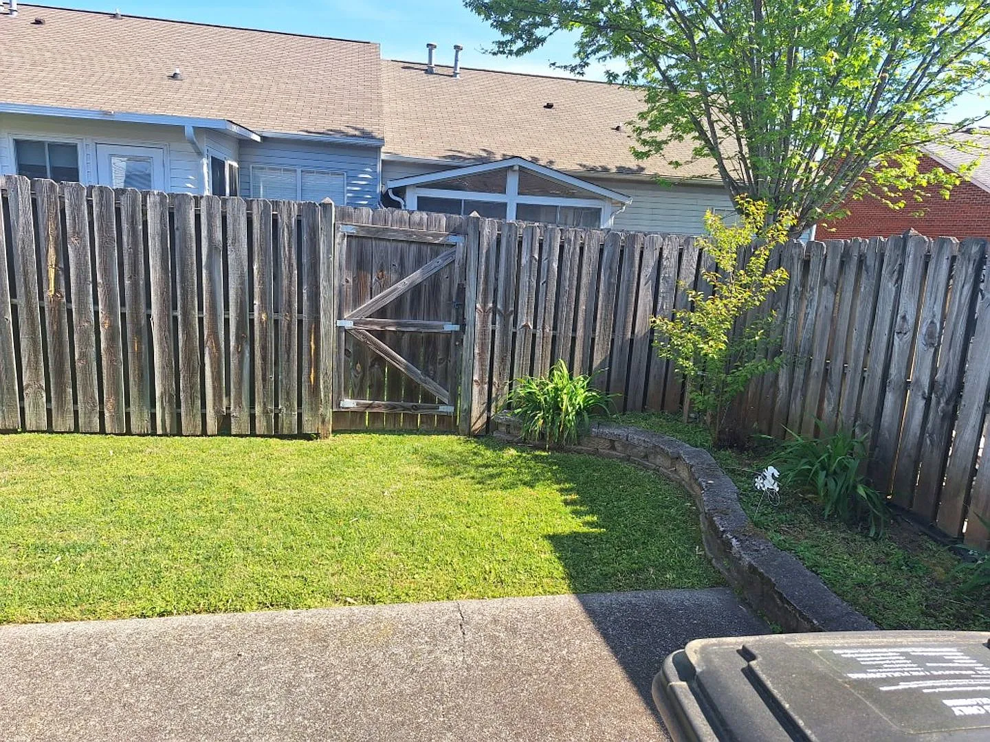 One level living in NorthWest Knoxville — Photo 2