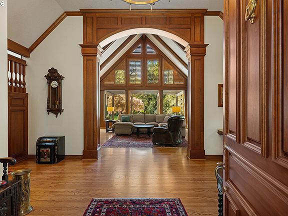 4th image of 21469 Waterford Pl